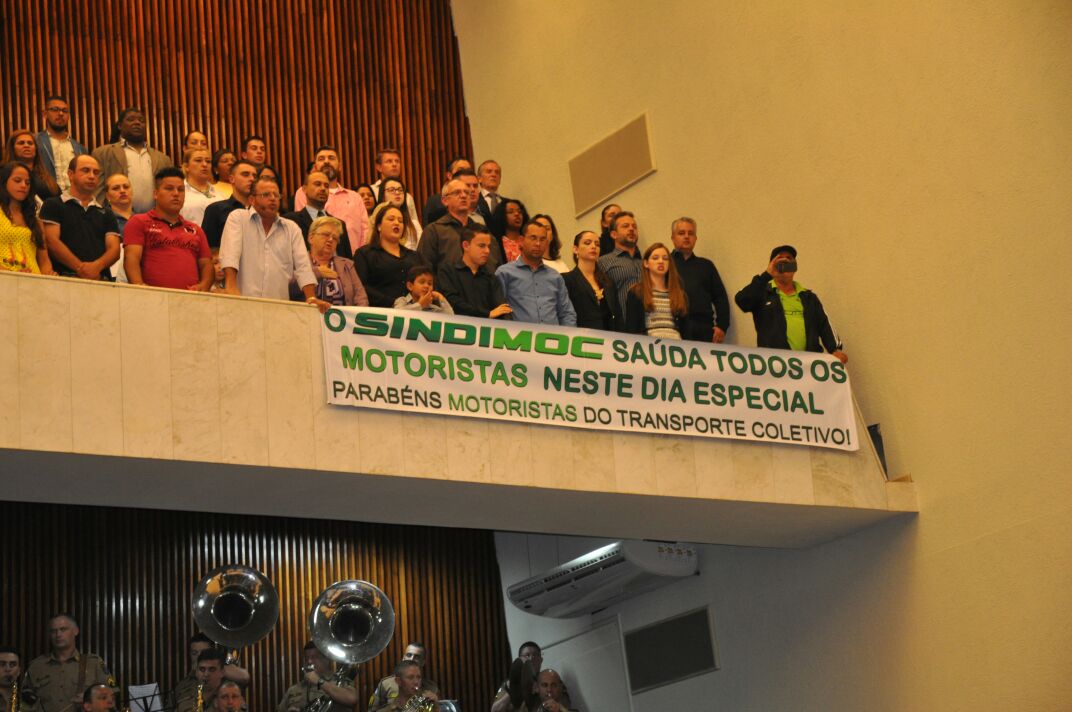 Diretores do Sindicato também foram homenageados, mostrando o respeito que nossa categoria vem conquistando graças com as lutas dos últimos anos.